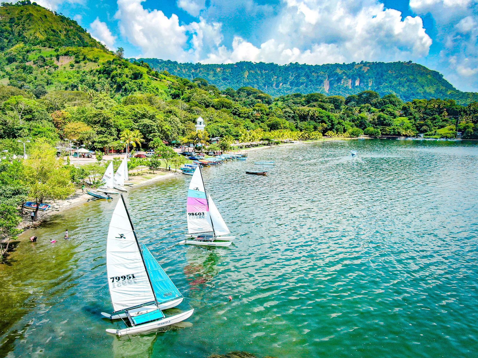 turistas-podran-sobrevolar-via-vela-a-traves-de-tours-aereos